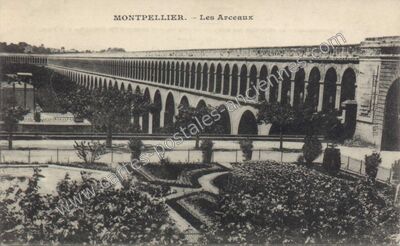 Carte postale ancienne Les Arceaux — Montpellier (Hérault)