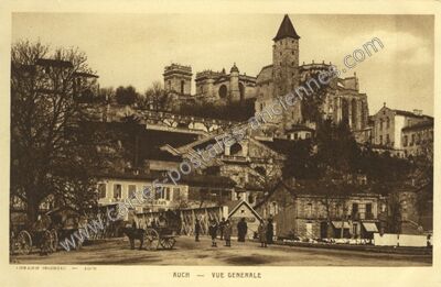 Carte postale ancienne Vue Générale — Auch (Gers)