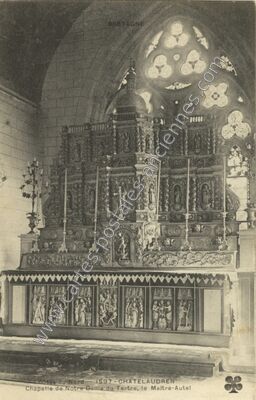 Carte postale ancienne Chapelle de Notre Dame du Tertre, le Maître-Autel — Châtelaudren (Côtes-d'Armor)