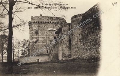 Carte postale ancienne Château de la Duchesse Anne — Dinan (Côtes-d'Armor)