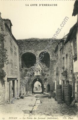Carte postale ancienne La Porte du Jerzual (intérieur) — Dinan (Côtes-d'Armor)