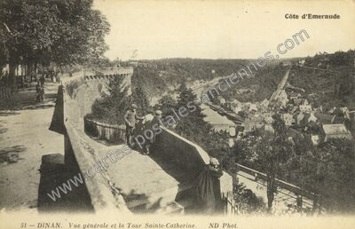 Carte postale ancienne Vue générale et la Tour Sainte-Catherine — Dinan (Côtes-d'Armor)