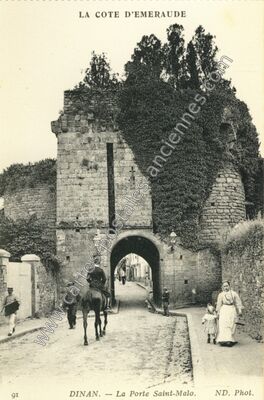 Carte postale ancienne La Porte Saint-Malo — Dinan (Côtes-d'Armor)