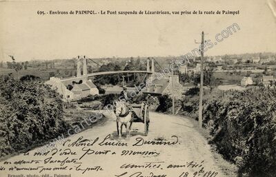 Carte postale ancienne Le Pont suspendu de Lézardrieux, vue prise de la route — Lézardrieux (Côtes-d'Armor)