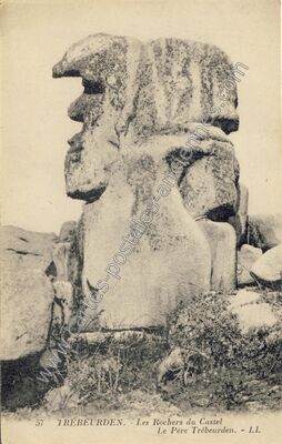 Carte postale ancienne Les Rochers du Castel Le Père Trébeurden — Trébeurden (Côtes-d'Armor)