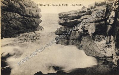 Carte postale ancienne Le Gouffre — Trégastel (Côtes-d'Armor)