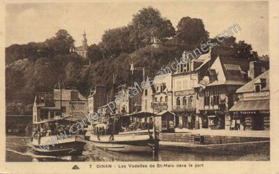 Carte postale ancienne Les Vedettes de St-Malo dans le port — Dinan (Côtes-d'Armor)