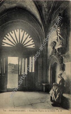 Carte postale ancienne Entrée de l'Église de la Clarté — Perros-Guirec (Côtes-d'Armor)