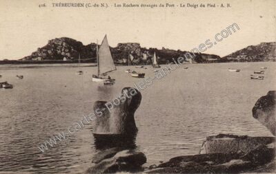 Carte postale ancienne Les Rochers étranges du Port - Le Doigt du Pied — Trébeurden (Côtes-d'Armor)