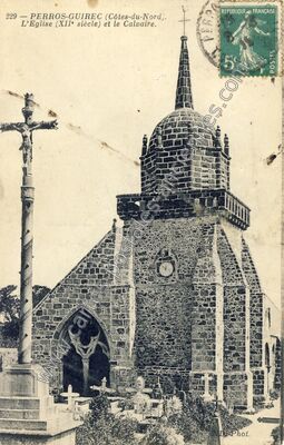 Carte postale ancienne L'Eglise (XII° siècle) et le Calvaire — Perros-Guirec (Côtes-d'Armor)