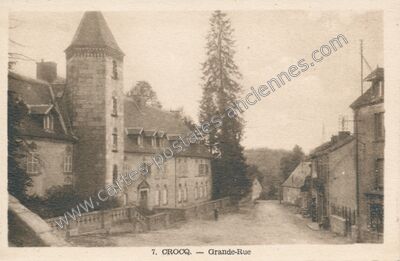 Carte postale ancienne Grande-Rue — Crocq (Creuse)