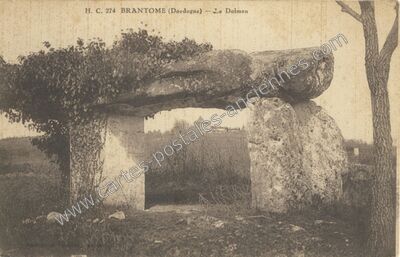 Carte postale ancienne Le Dolmen — Brantôme (Dordogne)