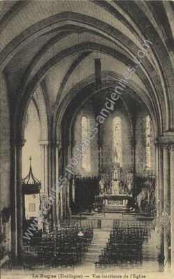 Carte postale ancienne Vue intérieure de l'Eglise — Le Bugue (Dordogne)