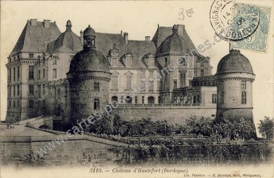 Carte postale ancienne Chateau de Hautefort — Hautefort (Dordogne)