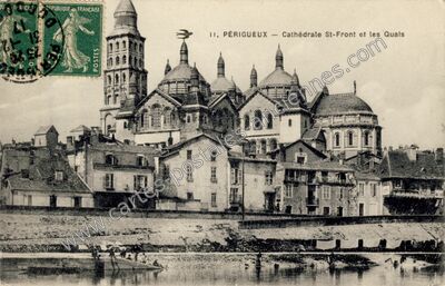 Carte postale ancienne Cathédrale St-Front et les Quais — Périgueux (Dordogne)