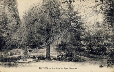 Carte postale ancienne Un Coin du Parc Theulier — Thiviers (Dordogne)