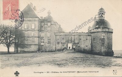 Carte postale ancienne Chateau de Hautefort — Hautefort (Dordogne)