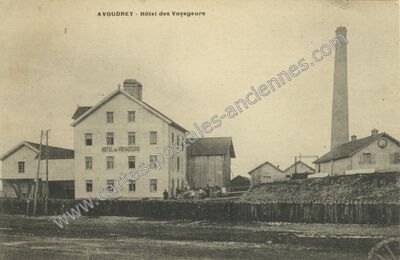 Carte postale ancienne Hôtel des Voyageurs — Avoudrey (Doubs)