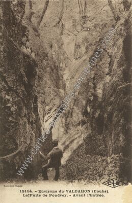 Carte postale ancienne Le Puits de Poudrey — Étalans (Doubs)