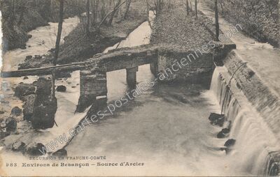 Carte postale ancienne Source d'Arcier — Vaire (Doubs)