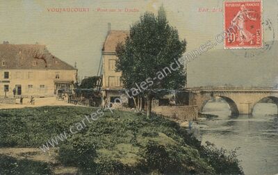 Carte postale ancienne Pont sur le Doubs — Voujeaucourt (Doubs)