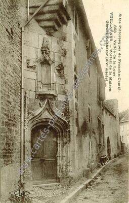 Carte postale ancienne Portail de la Maison Gérard Balthazar — Vuillafans (Doubs)
