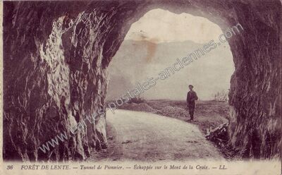 Carte postale ancienne Tunnel de Pionnier — Bouvante (Drôme)