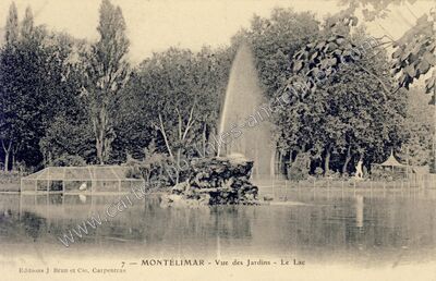 Carte postale ancienne Vue des Jardins - Le Lac — Montélimar (Drôme)