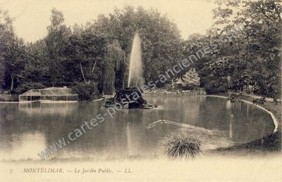 Carte postale ancienne Le Jardin Public — Montélimar (Drôme)