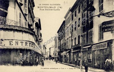Carte postale ancienne Rue Sainte-Cuoix — Montélimar (Drôme)