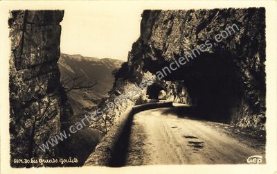 Carte postale ancienne Les Grands Goulets — Saint-Martin-en-Vercors (Drôme)