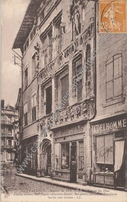 Carte postale ancienne Maison du XVIe siècle, dite Maison des Têtes — Valence (Drôme)
