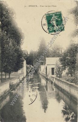 Carte postale ancienne Une vue sur l'Iton — Évreux (Eure)