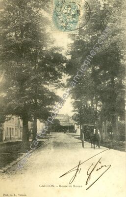 Carte postale ancienne Route de Rouen — Gaillon (Eure)