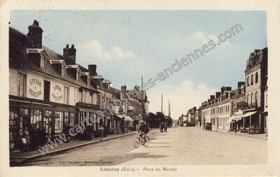 Carte postale ancienne Place du Marché — Lieurey (Eure)