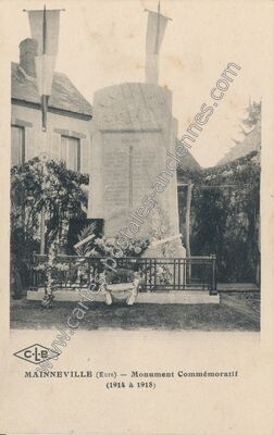 Carte postale ancienne Monument Commémoratif (1914 à 1918) — Mainneville (Eure)