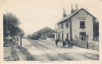 Carte postale ancienne La Gare — Radepont (Eure)
