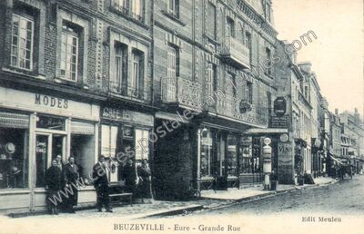 Carte postale ancienne Grande Rue — Beuzeville (Eure)