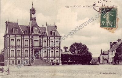 Carte postale ancienne Hôtel de Ville — Bourg-Achard (Eure)
