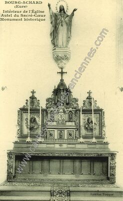 Carte postale ancienne Intérieur de l'Église / Autel du Sacré-Cœur / Monument historique — Bourg-Achard (Eure)