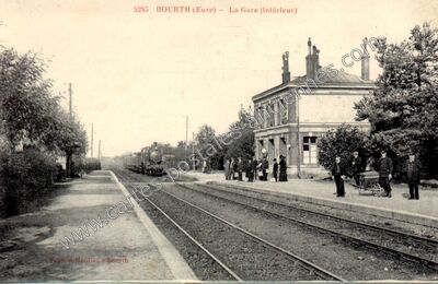 Carte postale ancienne La Gare (intérieur) — Bourth (Eure)