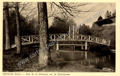 Carte postale ancienne Pont de la Princesse sur la Charentonne — Broglie (Eure)