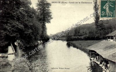 Carte postale ancienne Lavoir sur la Charentonne — Broglie (Eure)