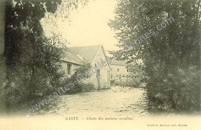 Carte postale ancienne Chute des anciens moulins — Gasny (Eure)