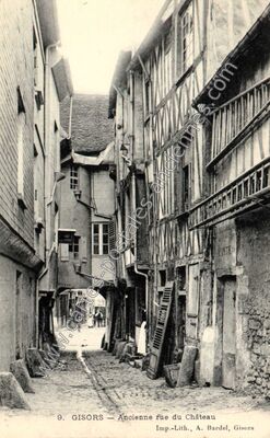 Carte postale ancienne Ancienne rue du Château — Gisors (Eure)