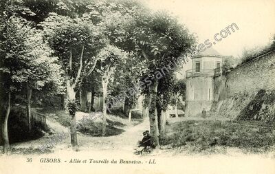 Carte postale ancienne Allée et Tourelle du Benneton — Gisors (Eure)