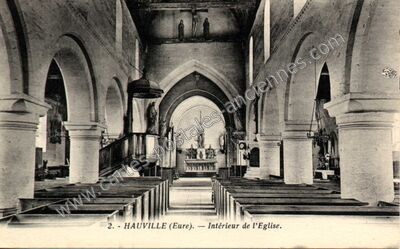 Carte postale ancienne Intérieur de l'Eglise — Hauville (Eure)