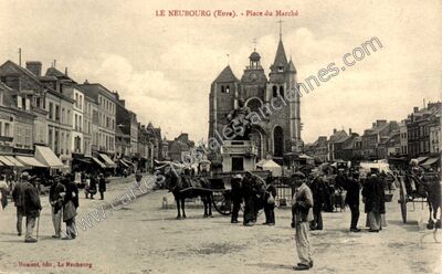 Carte postale ancienne Place du Marché — Le Neubourg (Eure)