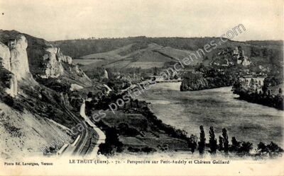 Carte postale ancienne Perspective sur Petit-Andely et Château Gaillard — Le Thuit (Eure)