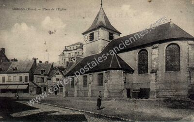 Carte postale ancienne Place de l'Eglise — Gaillon (Eure)